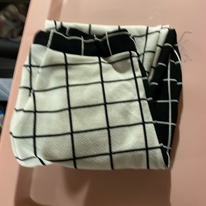 Cute black and white pants from shein